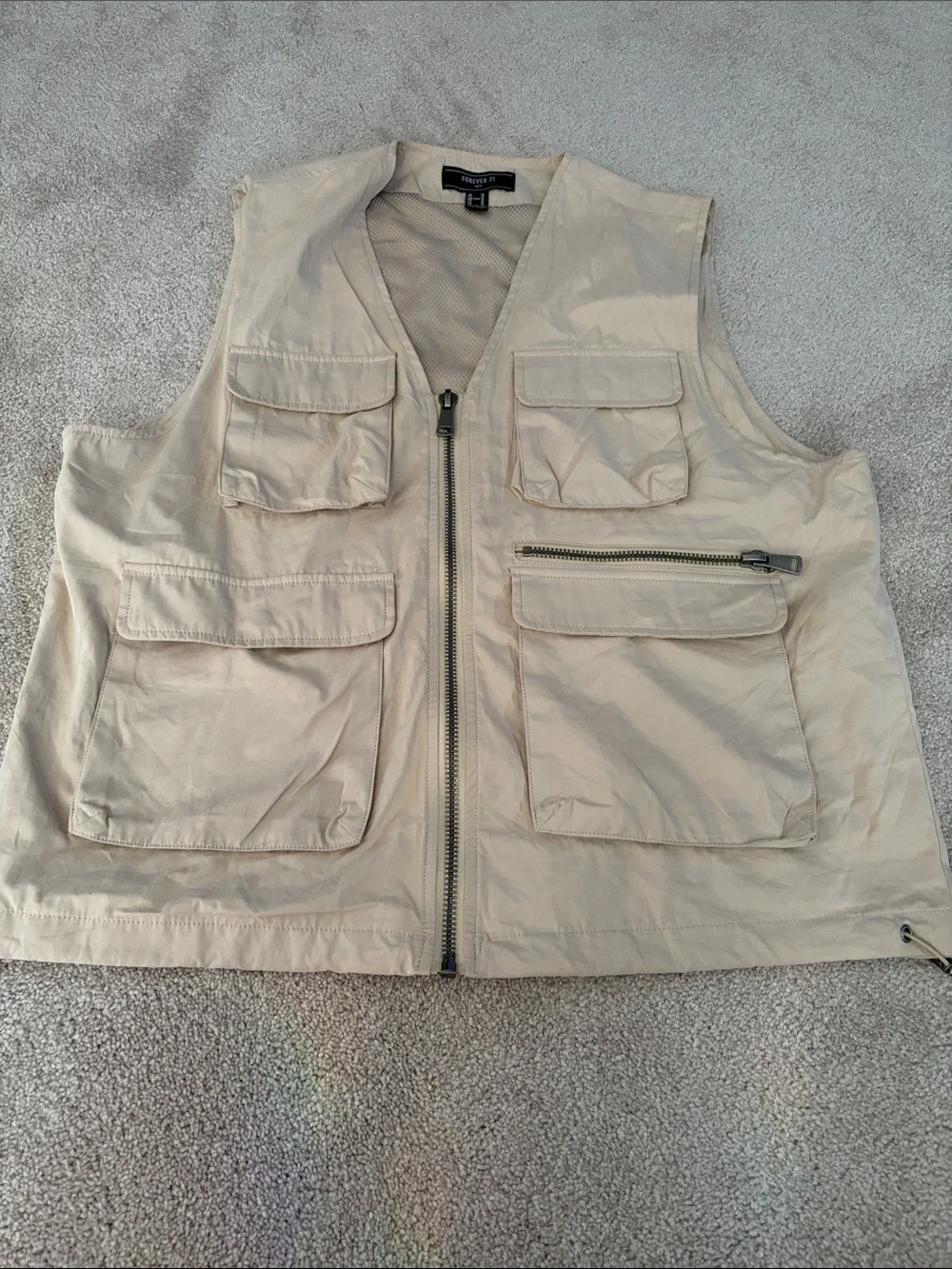 Forever 21 Men's Beige/Tan Multi-Pocket Utility Vest -Size Medium